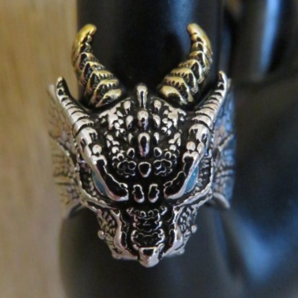 DRAGON Head Ring Silver & Gold Alloy Size 8.5 Textured (K263) - Picture 1 of 4